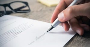 vertrag unterschreiben